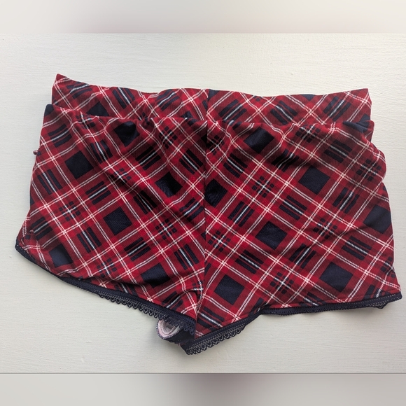 La Vie en Rose Diagonal Plaid Super Soft Pajama Shorts - Picture 7 of 7